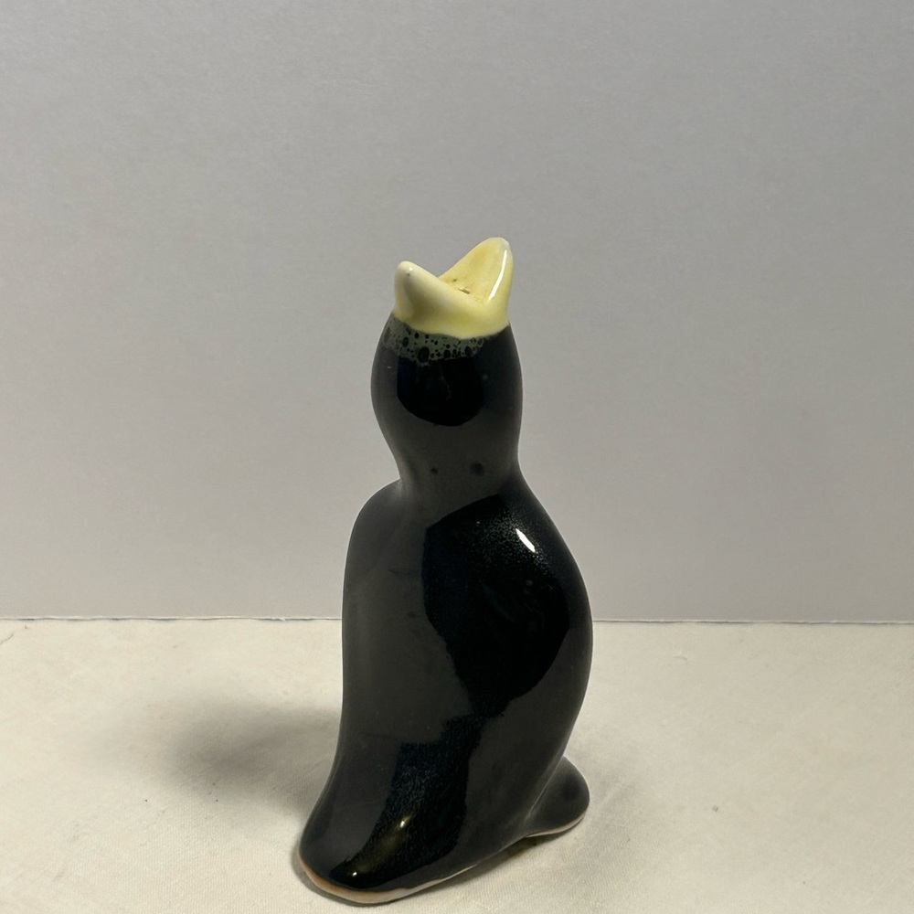 Vintage Venting Pie Bird Black with Yellow Beak MCM - Picture 3 of 7